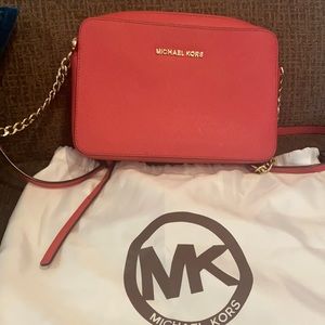 Michael Kors Jet Set Crossbody
